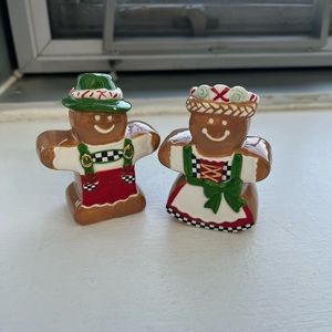 Mackenzie-Childs unused adorable gingerbread man and woman salt & pepper shakers